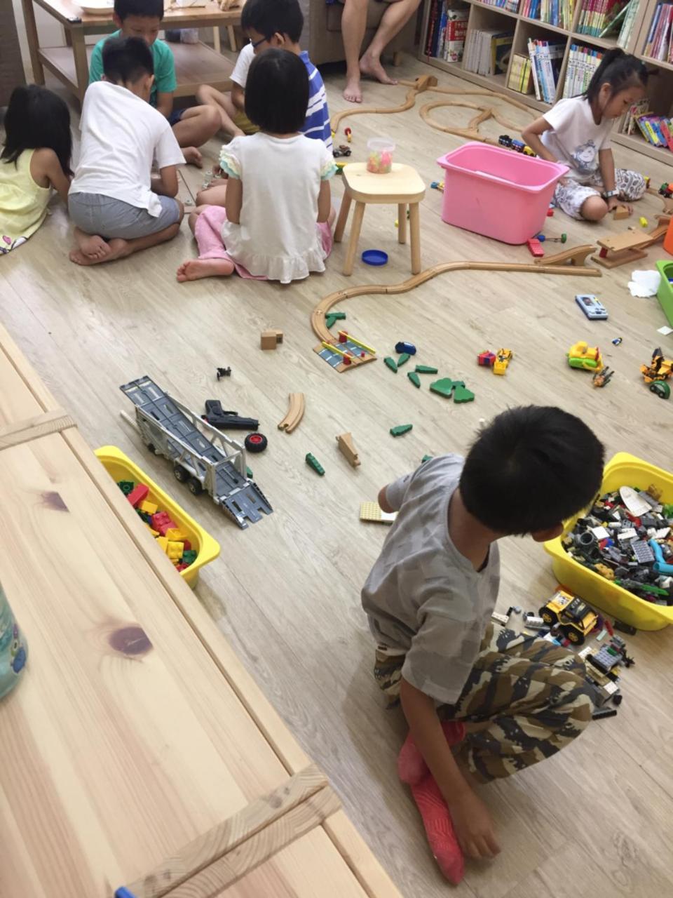 享飞亲子民宿 T'ai-tung 外观 照片